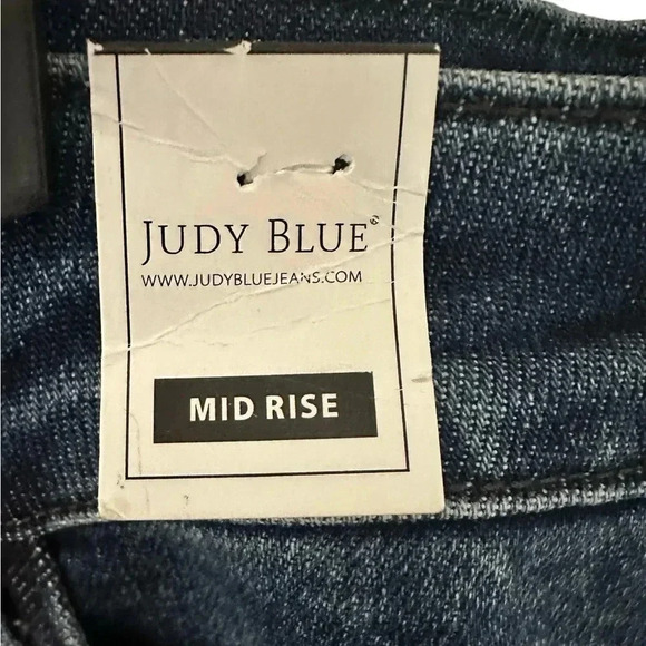 NWT Judy Blue Mid Rise Boyfriend Fit Jeans Size 24W With Flannel Patch - Picture 5 of 7